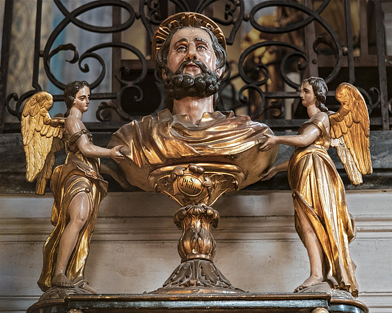 (Toulouse)_-_Basilique_Saint-Sernin_-_Buste-reliquaire_de_saint_Philippe_PalissyPM31001087