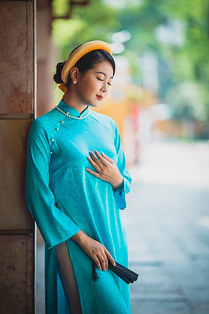 ao-dai-6138610_960_720 - Copy