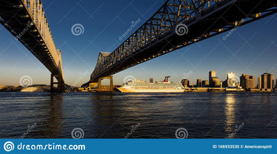 april-louisiana-usa-crescent-city-bridges-cross-mississippi-river-algiers-point-to-new-orleans-166933530